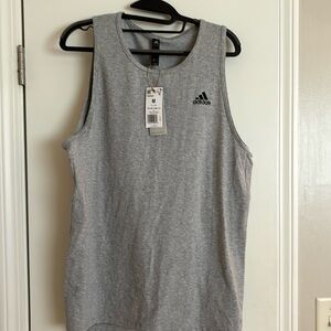 Men’s Addidas tank top in heather gray; size medium